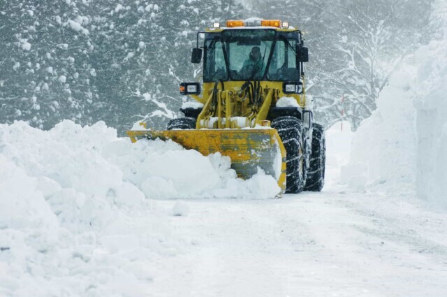 除雪車が大雪の日に活躍する